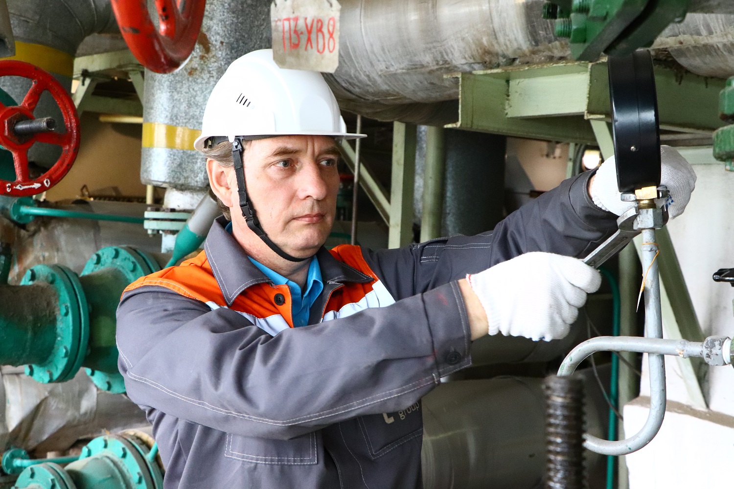 Электрослесарь "Т Плюс" о подготовке к отопительному сезону