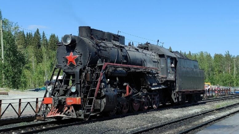 Выяснилось, когда жители Коми смогут прокатиться на ретропоезде