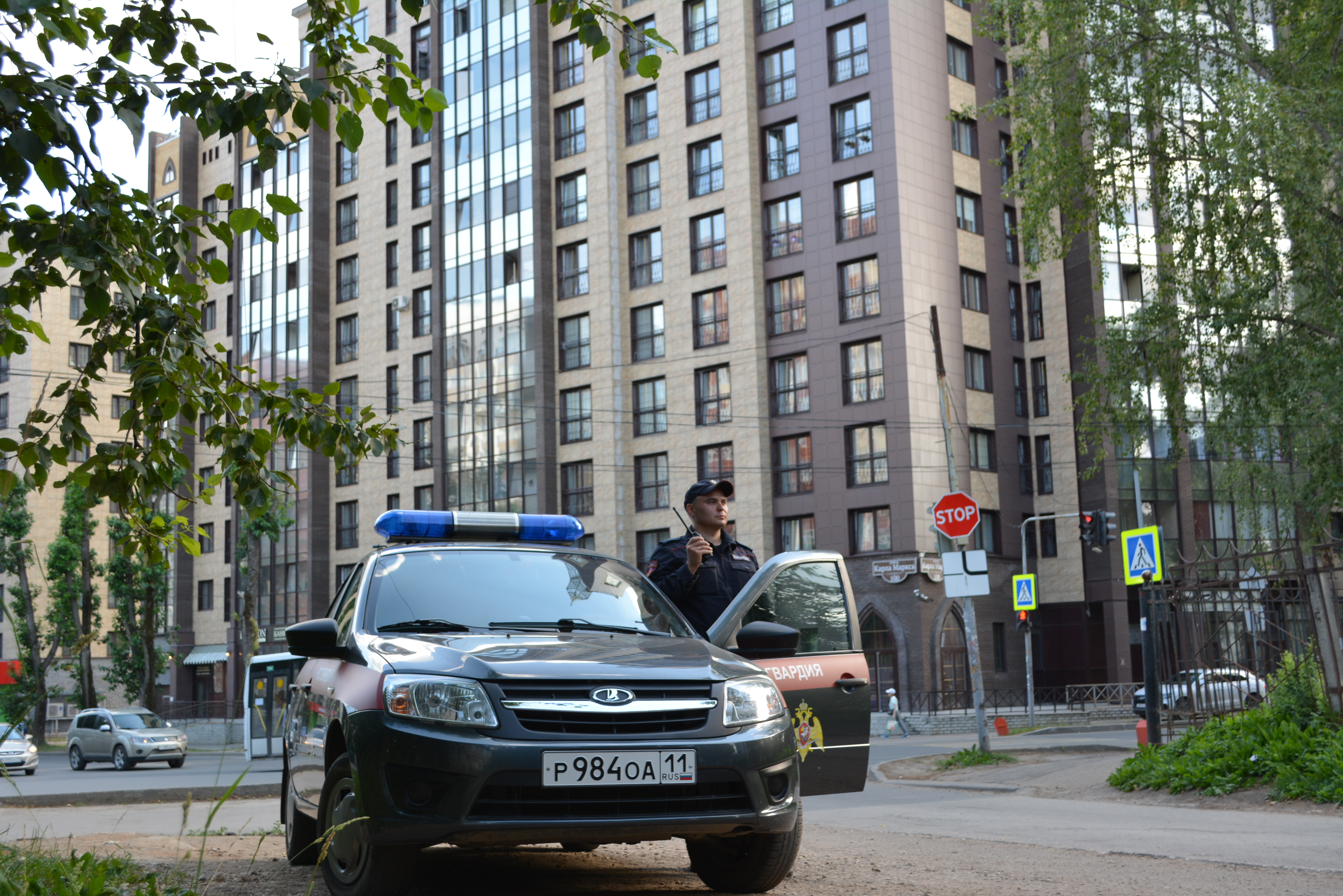 Били витрины и матерились: как буянили сыктывкарцы на прошлой неделе