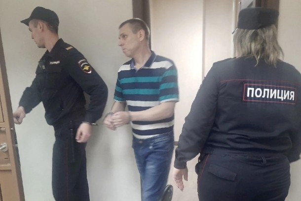 Экс-главе "Коми тепловой компании" Дмитрию Макарову продлили домашний арест 