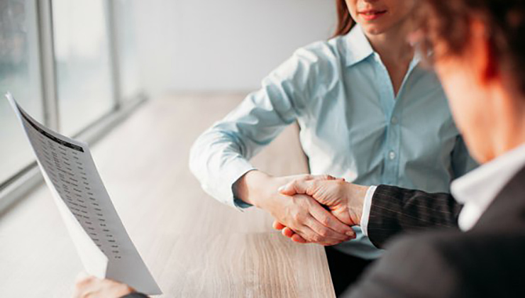 Близнецы получат выгодное предложение, а Рыб оценят: гороскоп на 12 августа