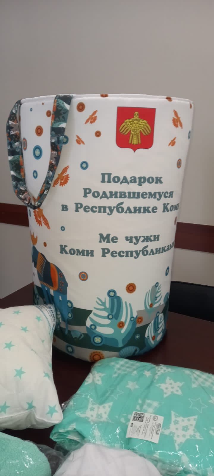 Выдачу подарков новорожденным в Коми возобновят с 1 сентября