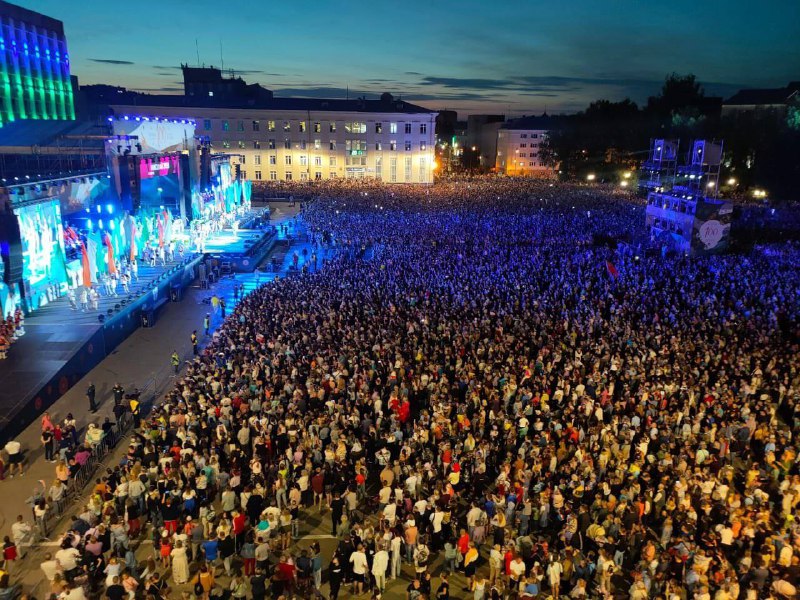 Книжный блогер Юлия Волкодав рассказала о скандальном концерте Льва Лещенко в Сыктывкаре