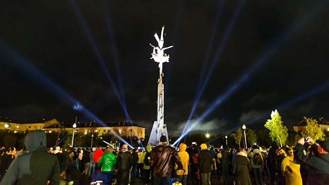 Небо над Воркутой осветили "Лучи Победы"