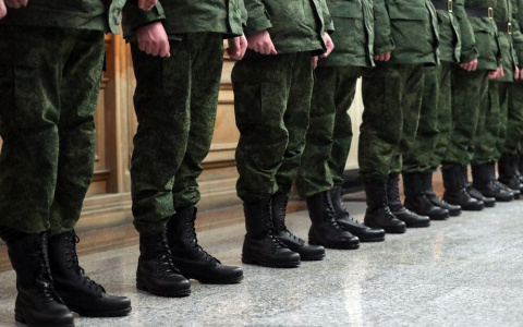 “Мобилизованный должен иметь свой мобильный телефон”: что брать с собой на службу 