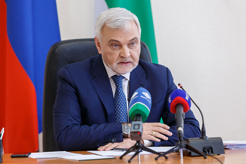 Глава Коми поздравил жителей ЛНР и ДНР с завершением референдумов