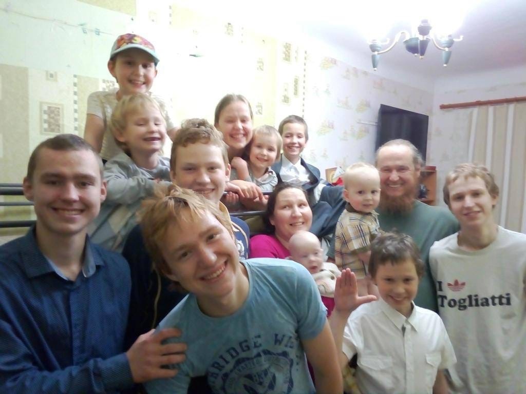 В семье священника из Ухты появился 13-ый ребенок