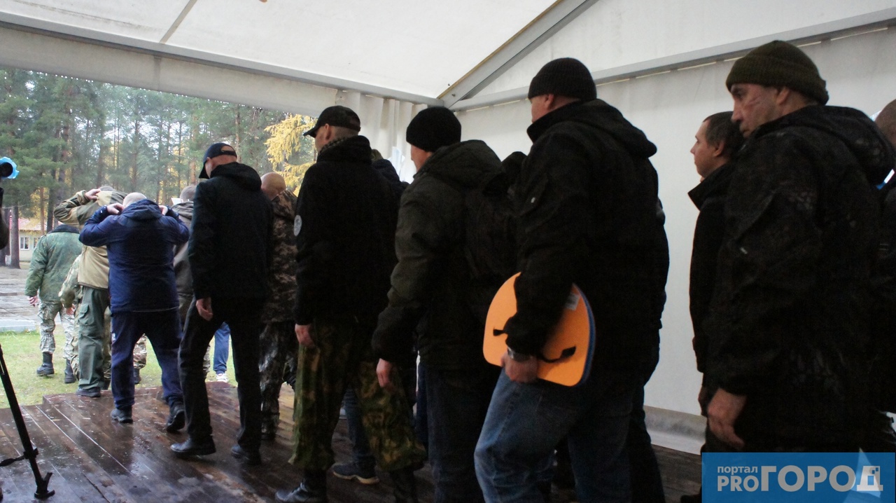 “Вы воюете против обученных нацистов”: из Коми отправили группу призванных по мобилизации