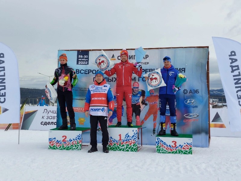 Лыжник из Коми завоевал серебро и золото в двух гонках