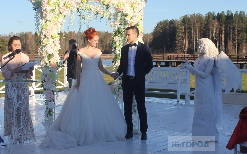 Держатся за брак до последнего: женщины с этими именами выходят замуж только раз