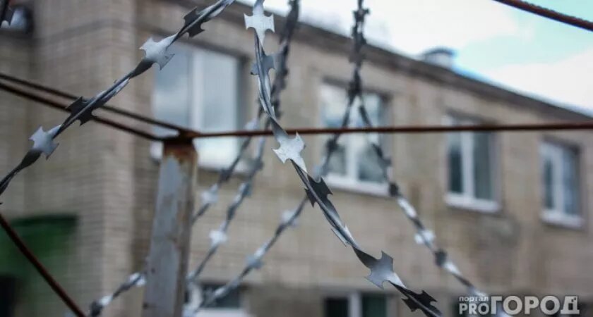 Сыктывкарка покалечила мужа за отсутствие подарка на 8 марта и отправилась в тюрьму