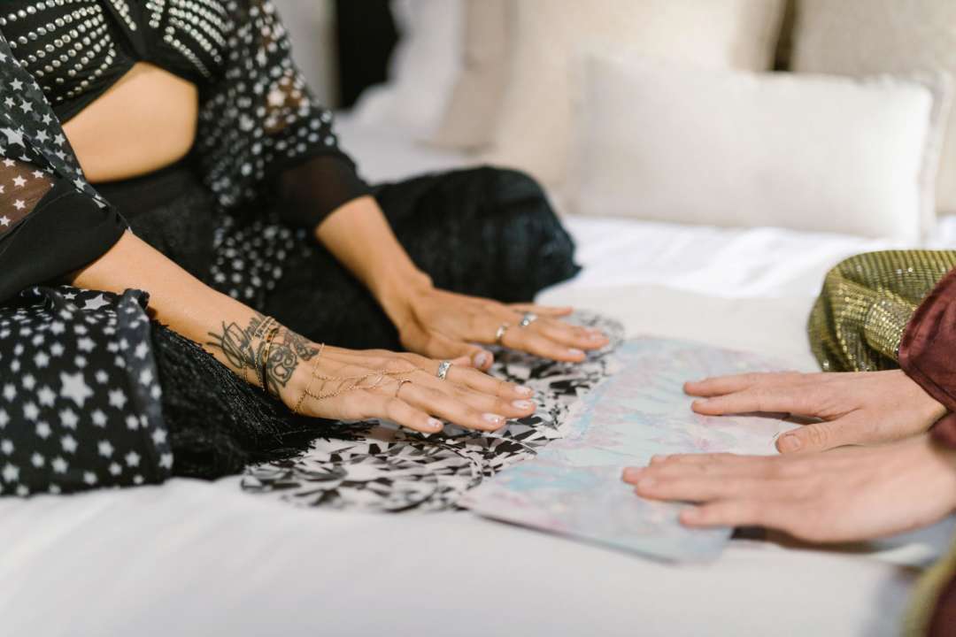 Гороскоп на 11 ноября: Скорпионам - сплетни, Ракам - жизненные испытания