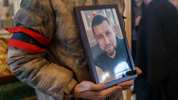 В Сыктывкаре простились с погибшим в ходе спецоперации Романом Байбородиным