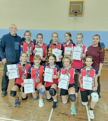 На первенстве Коми по волейболу стали лучшими команды из Воркуты и Ухты