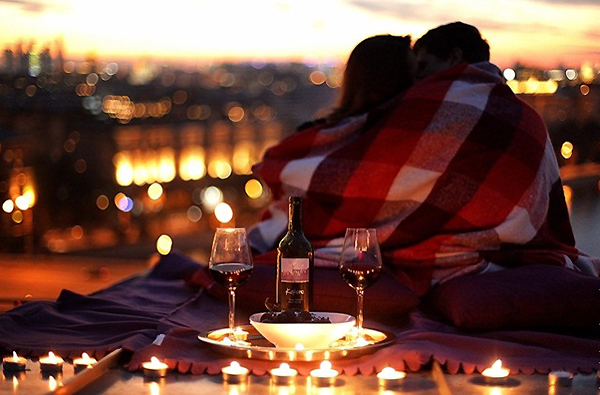 Водолеев ждет романтический сюрприз, а на Дев взвалят чужую работу: гороскоп на 16 ноября