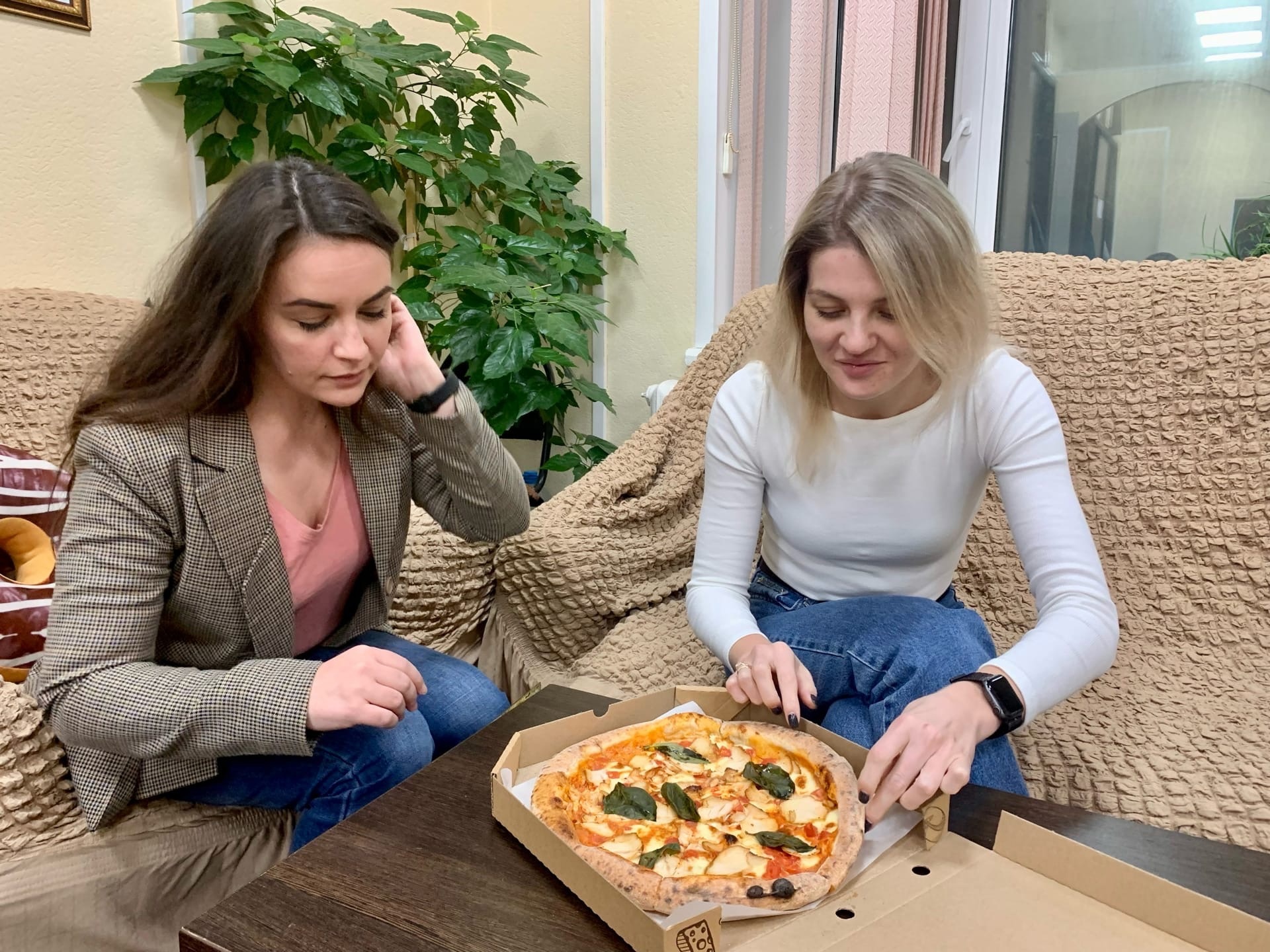 Деликатесная пицца в Сыктывкаре: сотрудники "Про Город" проверили новую доставку