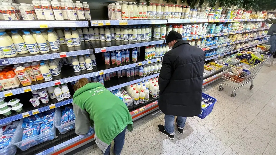 В Роскачестве раскрыли новые данные: 7% молока - подделка