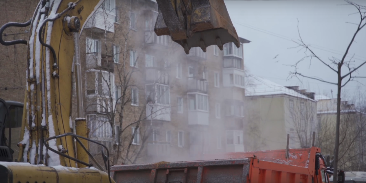 Стало известно, когда закончится ремонт трубопровода на улице Советской в Сыктывкаре