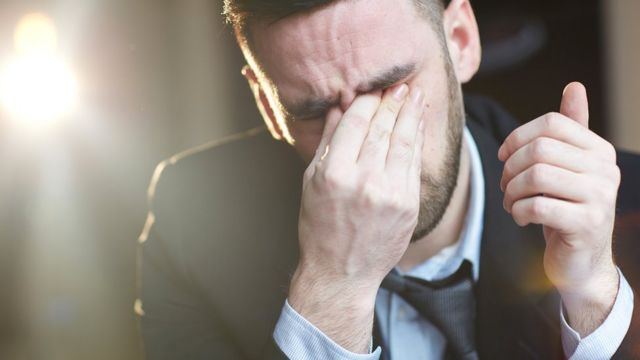 Праздник проведут в слезах: только у трех знаков зодиака Новый год будет испорчен