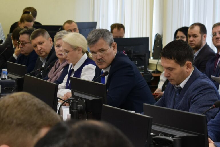 Депутатов из Сыктывкара лишат мандатов за прогулы