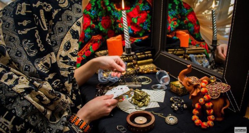 Деловые Водолеи и скрытные Львы: гороскоп на 19 апреля для всех знаков зодиака