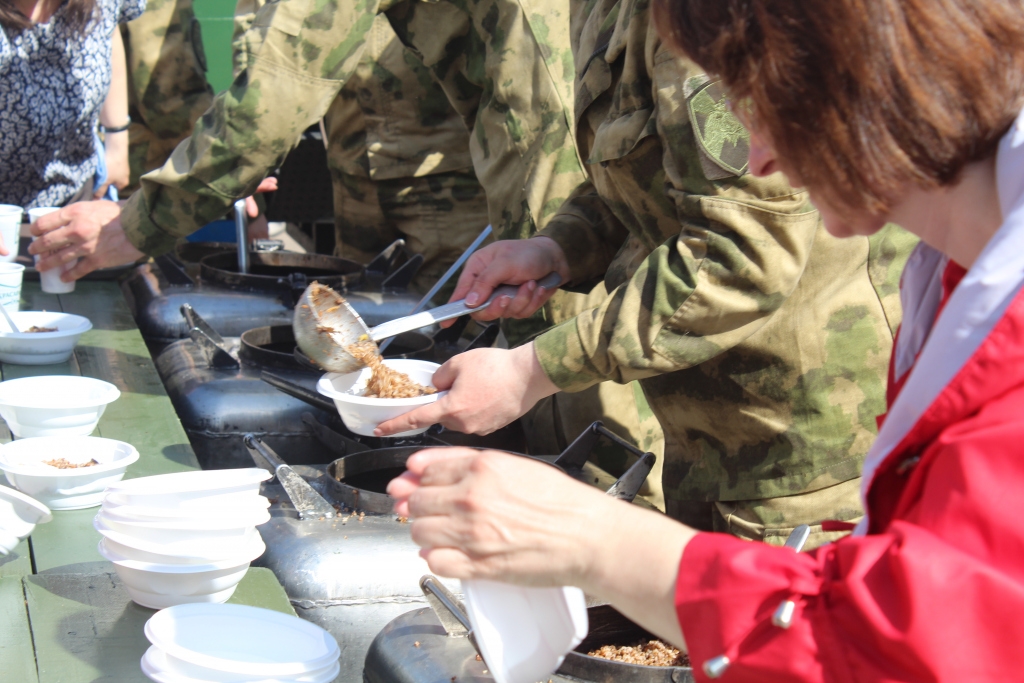 Гастроэнтеролог предостерегла россиян от употребления каши на завтрак