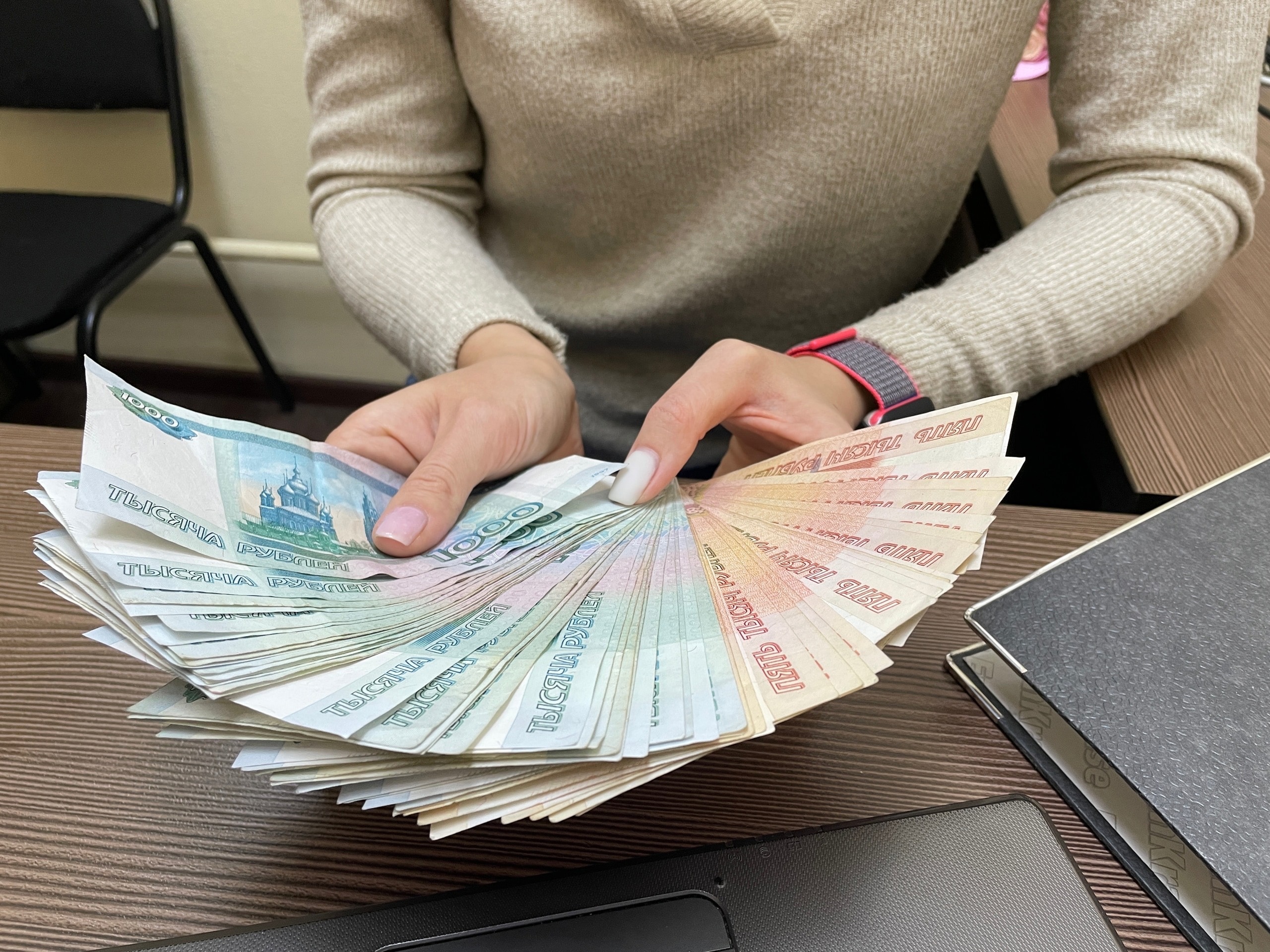 Извержение денежного вулкана: Глоба назвала Знак, который скоро безумно разбогатеет