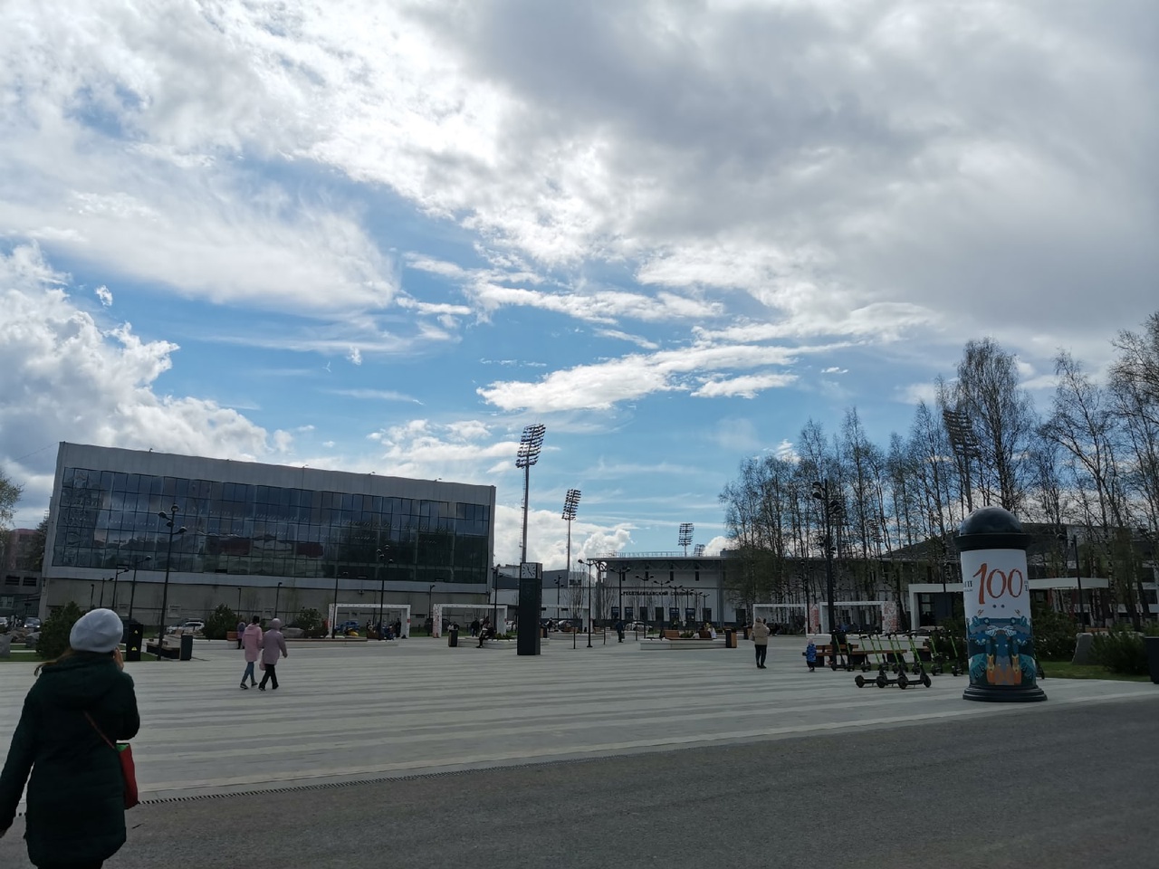 Льву будет чего-то не хватать, а Деве нужно сделать что-нибудь полезное. Гороскоп на 3 мая