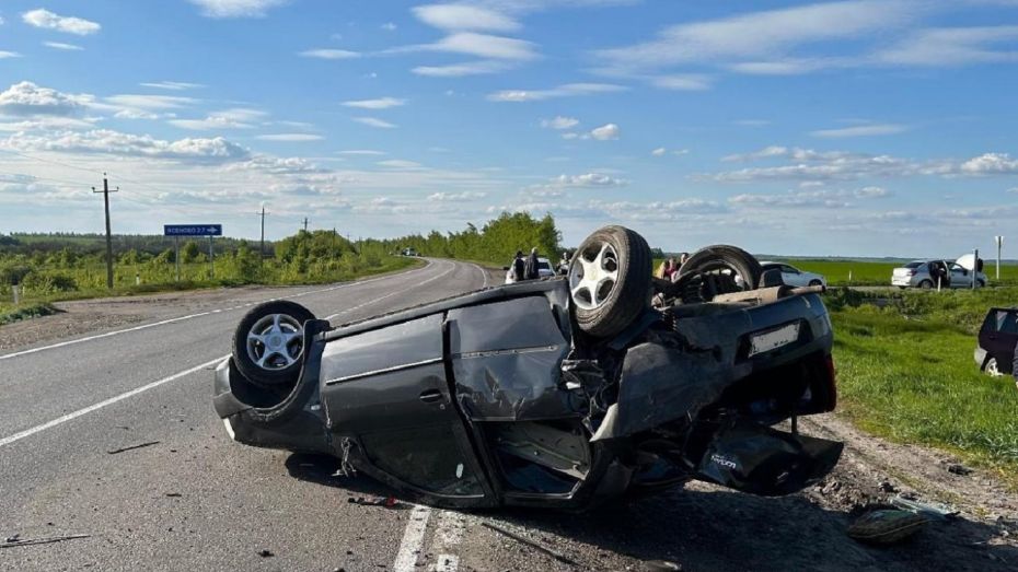 Жительница Коми попала в ДТП в Воронежской области, пострадал человек