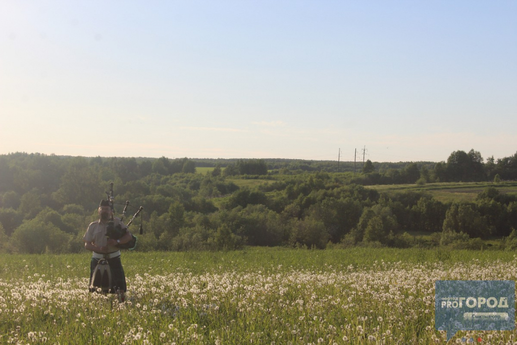 Ученые раскрыли, почему комары одних людей кусают больше, чем других