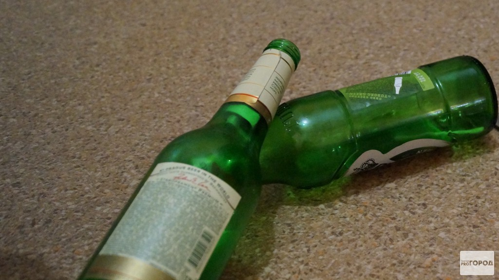 Жительница Коми продавала алкоголь в бутылках из под минералки