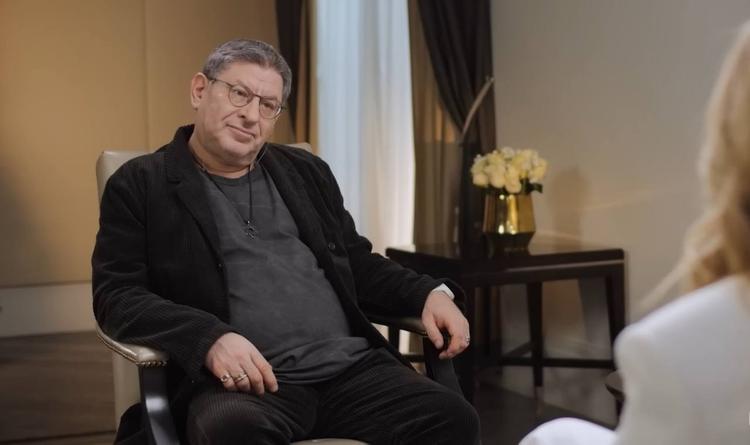 Психолог Лабковский рассказал, можно ли встретить любовь на всю жизнь 