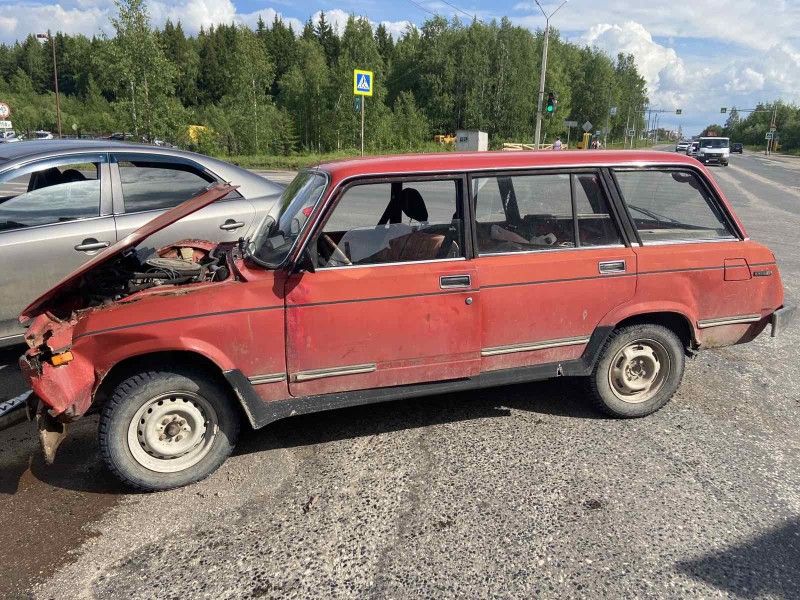 В Сыктывкаре в аварии с "четверкой" пострадали три пассажира Kia