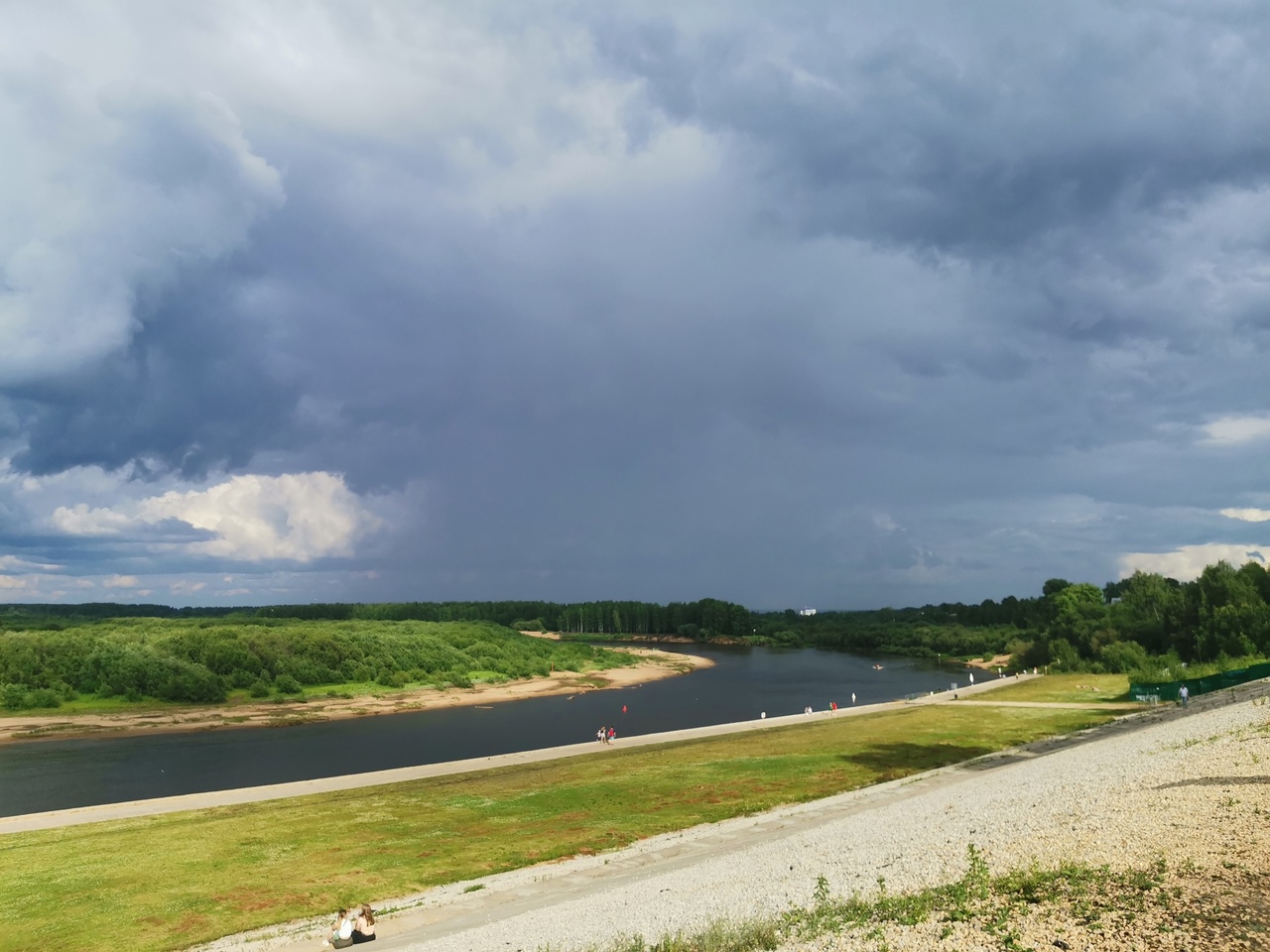 Накроет половину республики: МЧС по Коми объявило штормовое предупреждение