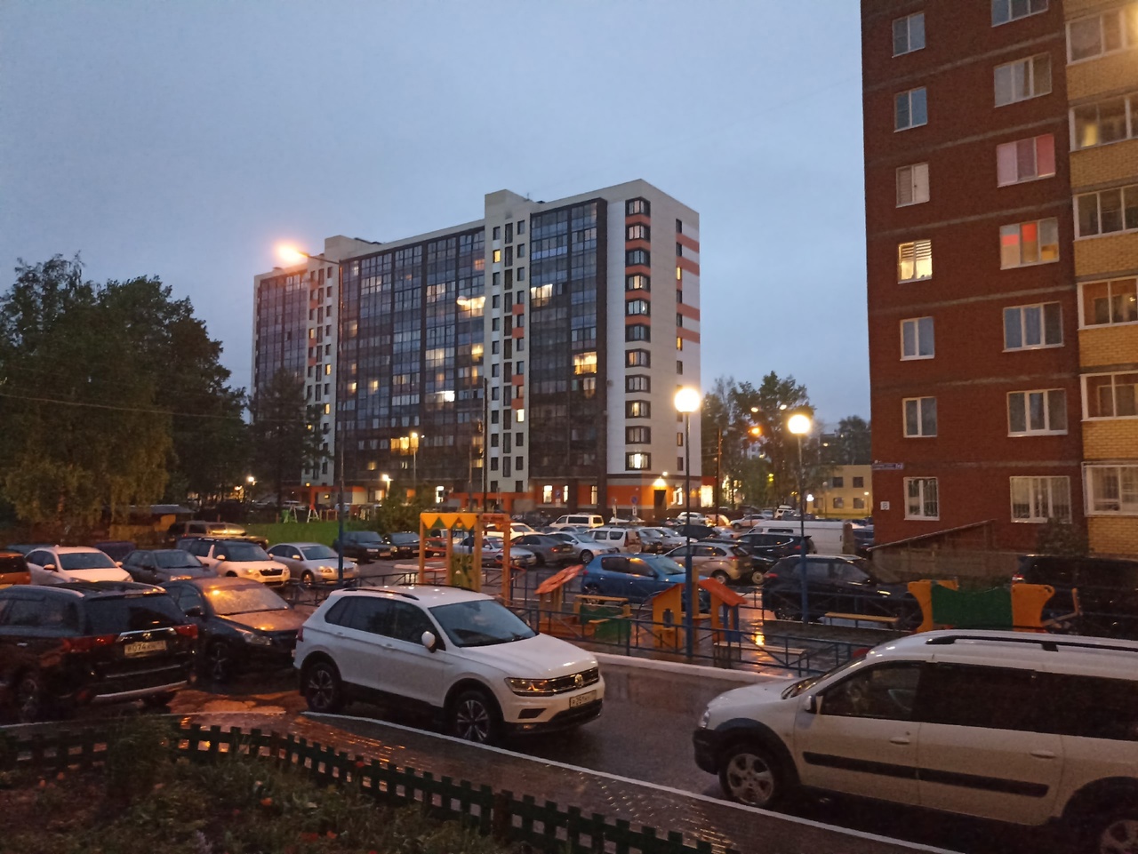 Уличное освещение в Сыктывкаре включат раньше намеченного срока