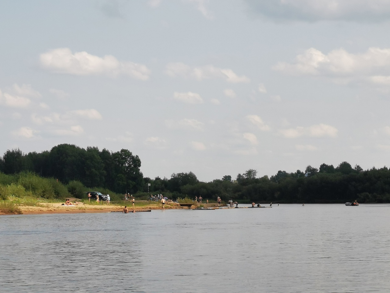 В Сыктывкаре горожане спасли тонущего ребенка