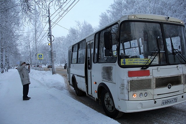 Сыктывкарская мэрия выяснила причину отклонения автобусов от расписания движения