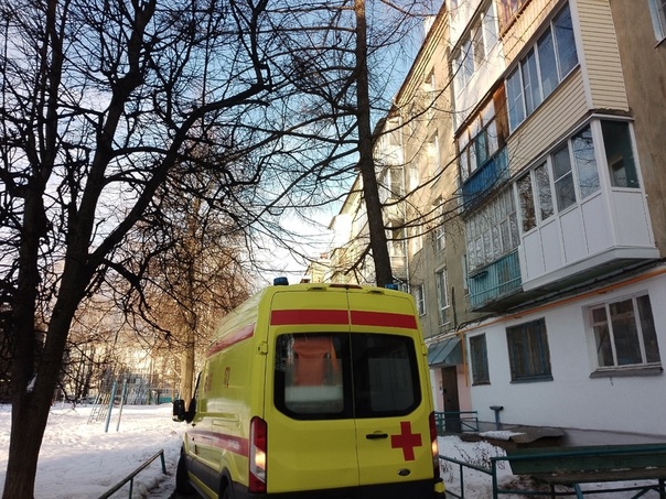 В Сосногорске женщина из-за любви получила удар ножом в спину 