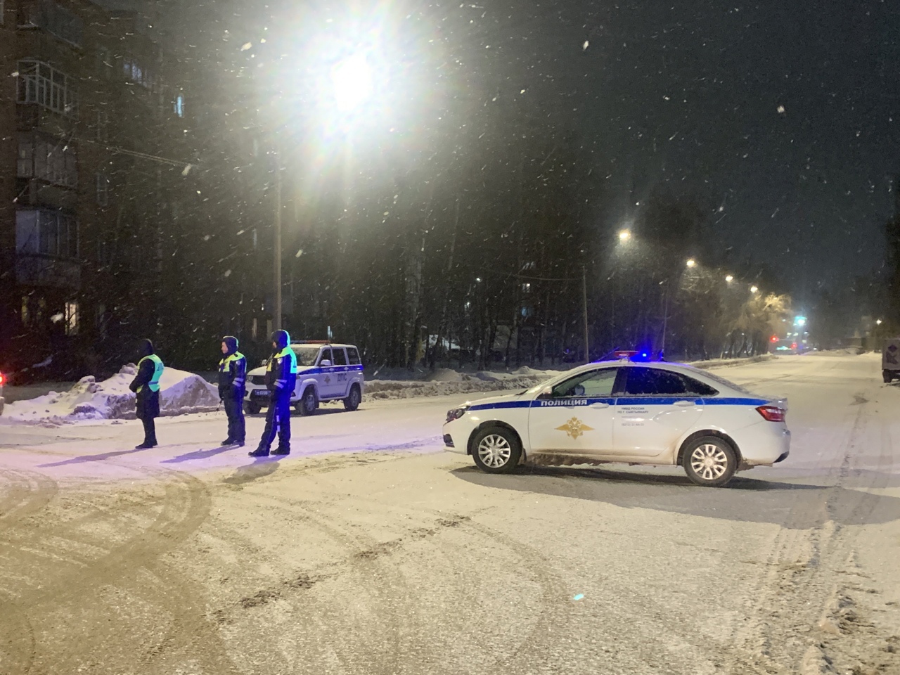 Осторожность на дорогах зимой: Урок из Сыктывкарского ДТП