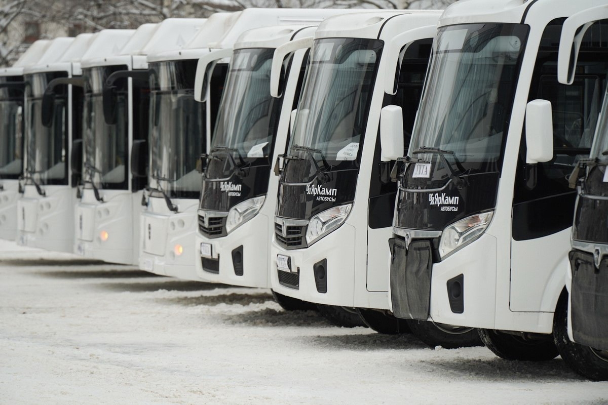 В Ухте появились 8 новых пассажирских автобусов