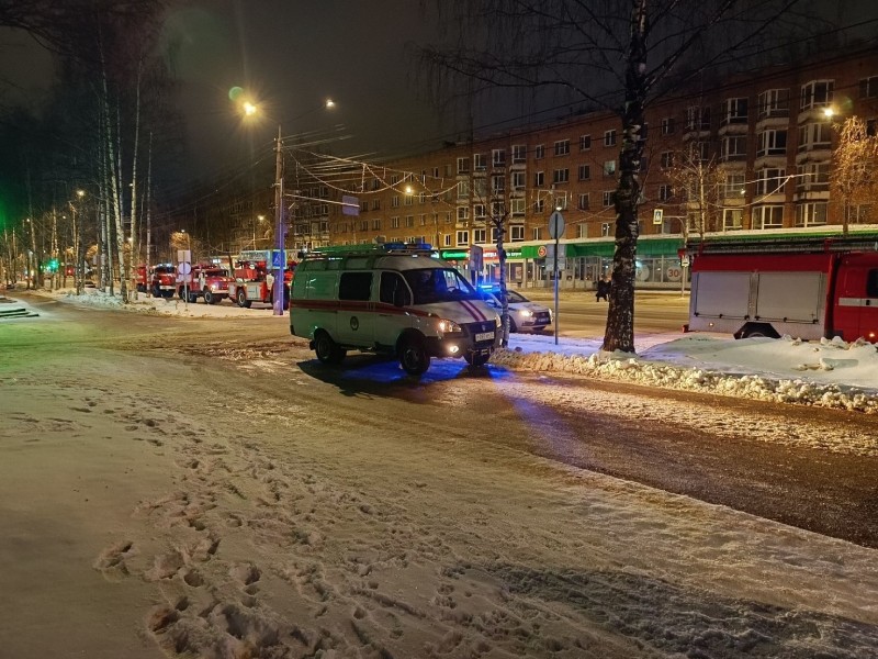 В Сыктывкаре ликвидировали горение в общежитии университета