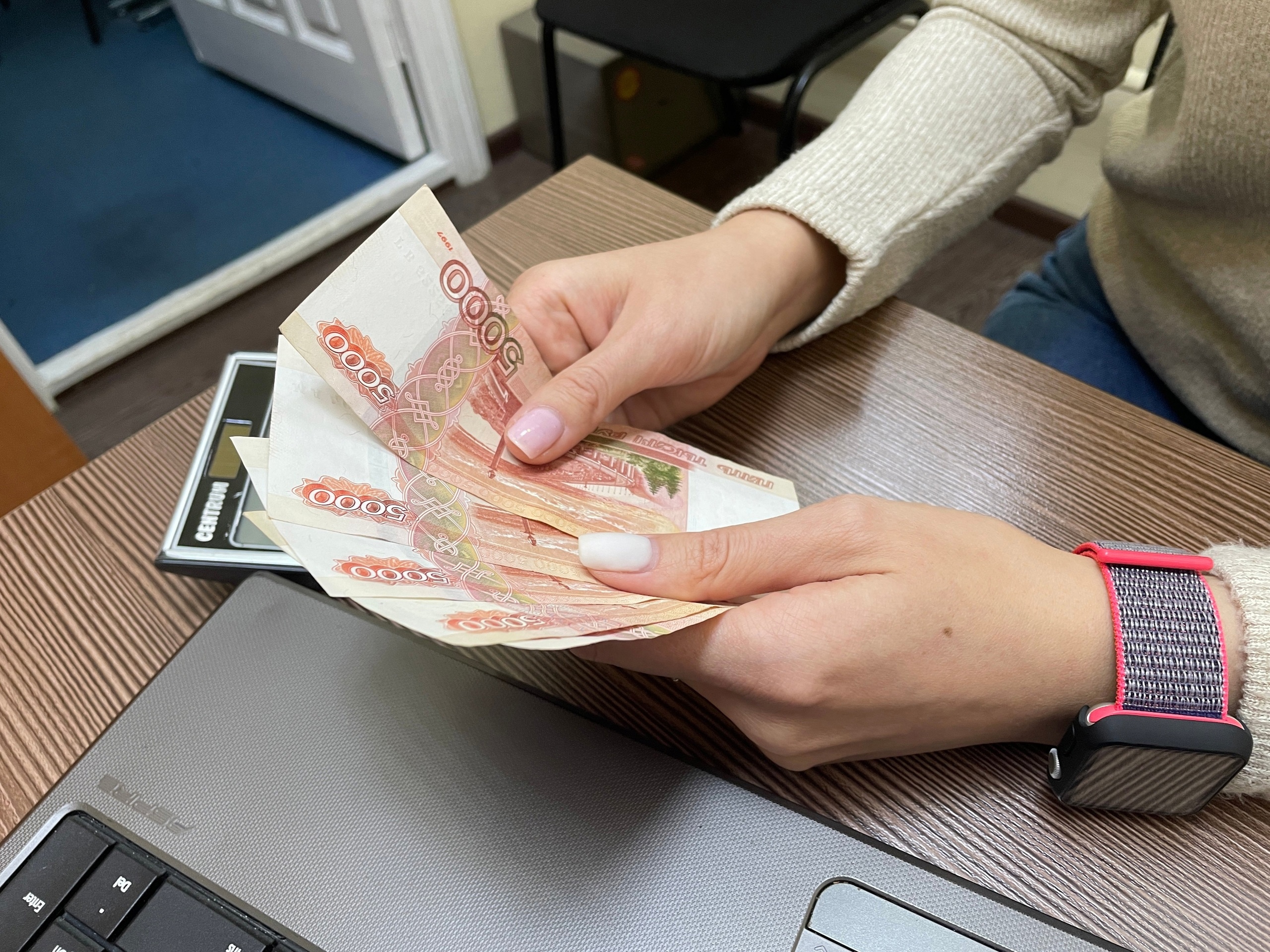 Два ухтинца отдали мошенникам более 1,6 миллионов рублей