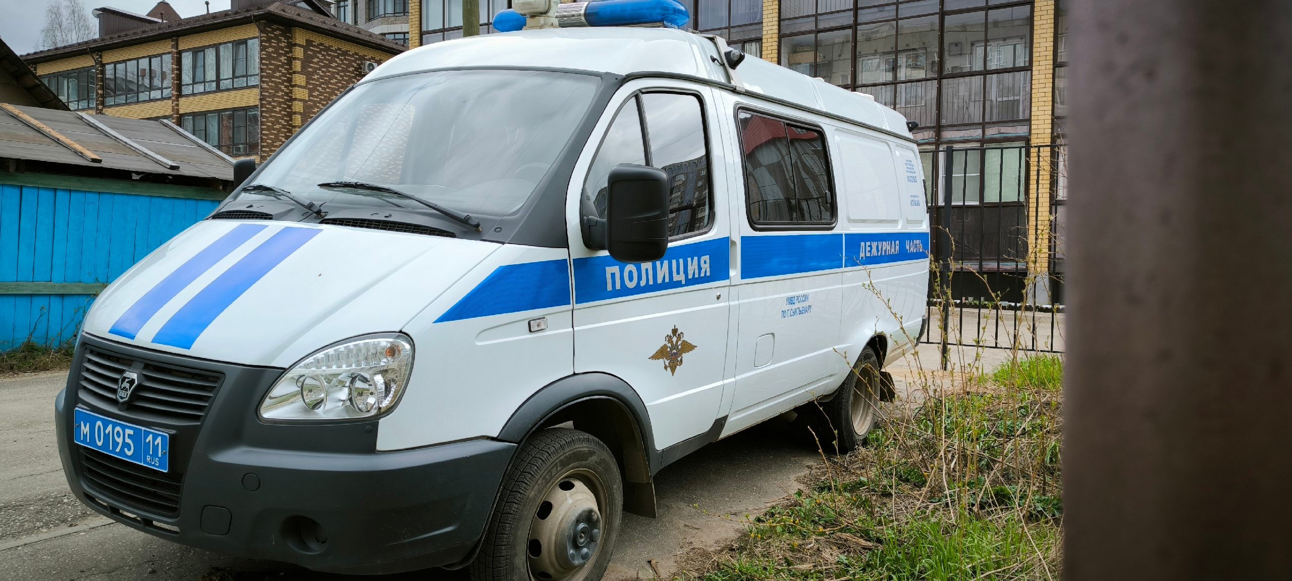 В Усинске полицейские поймали наркомана прямо у подъезда его дома