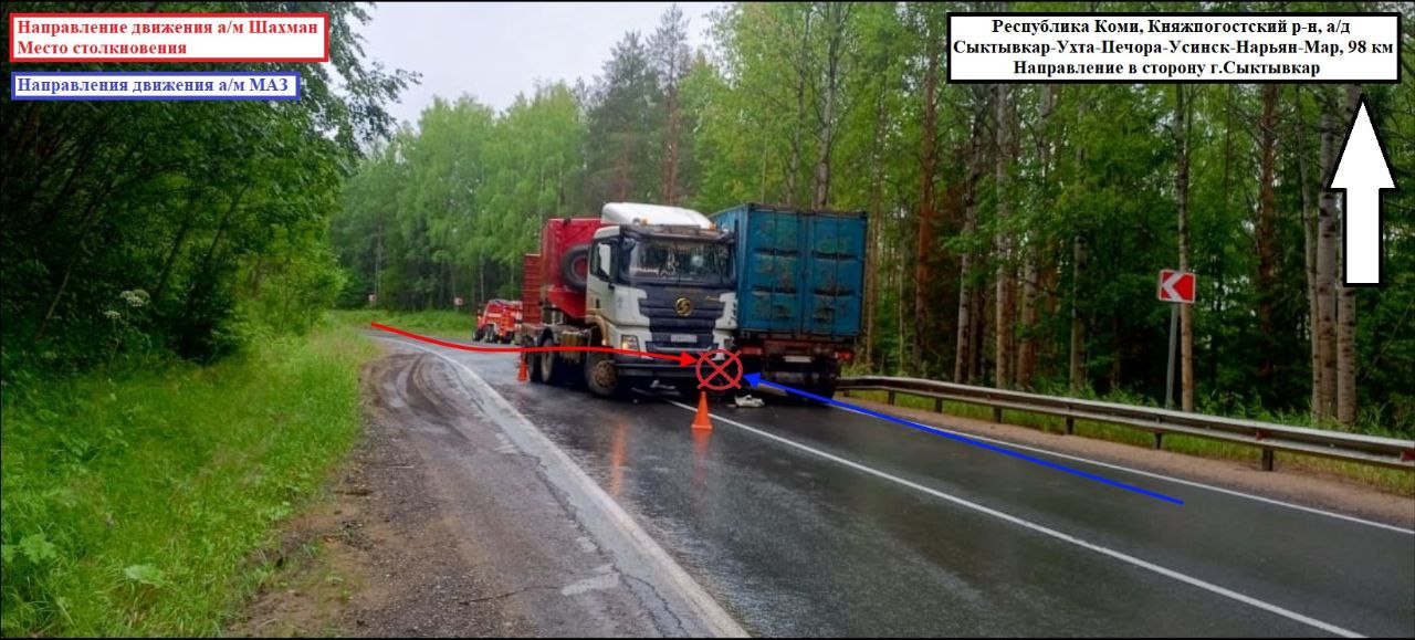 После аварии с участием двух большегрузов водитель одного из авто попал в больницу