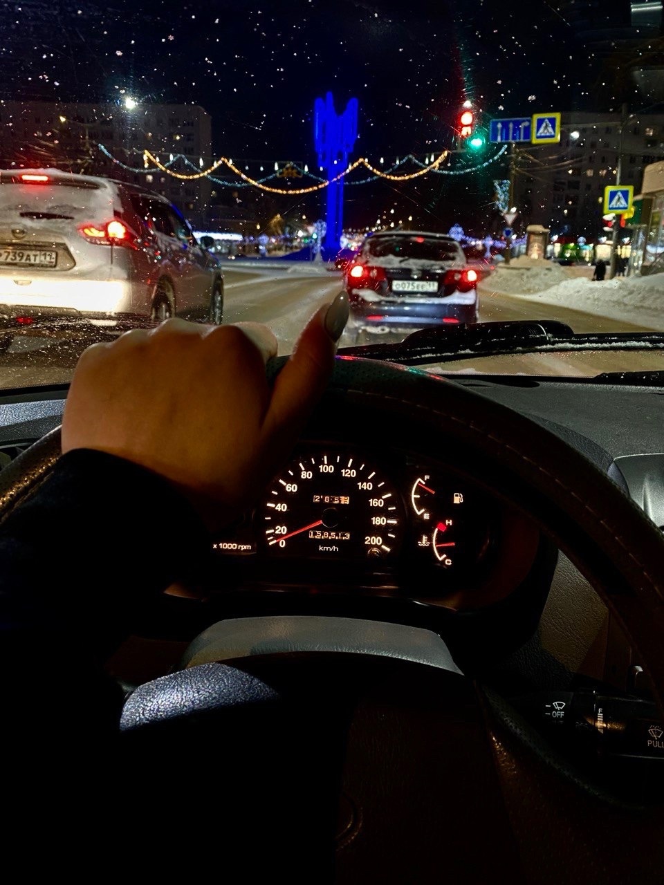 Забыла про запотевшие стекла навсегда: просто кладу пакет под лобовое и езжу с кайфом всю зиму