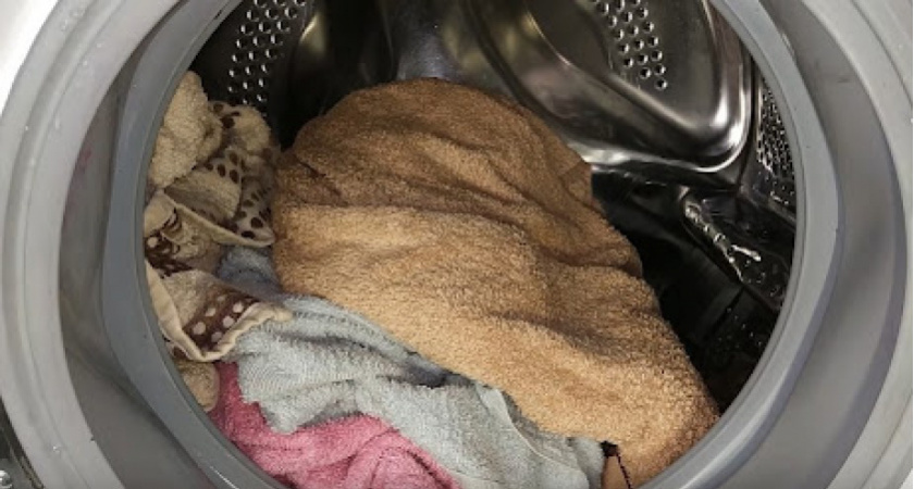 Стираю только так: как избавиться от неприятного запаха вещей после стирки в машинке - и кондиционер не нужен