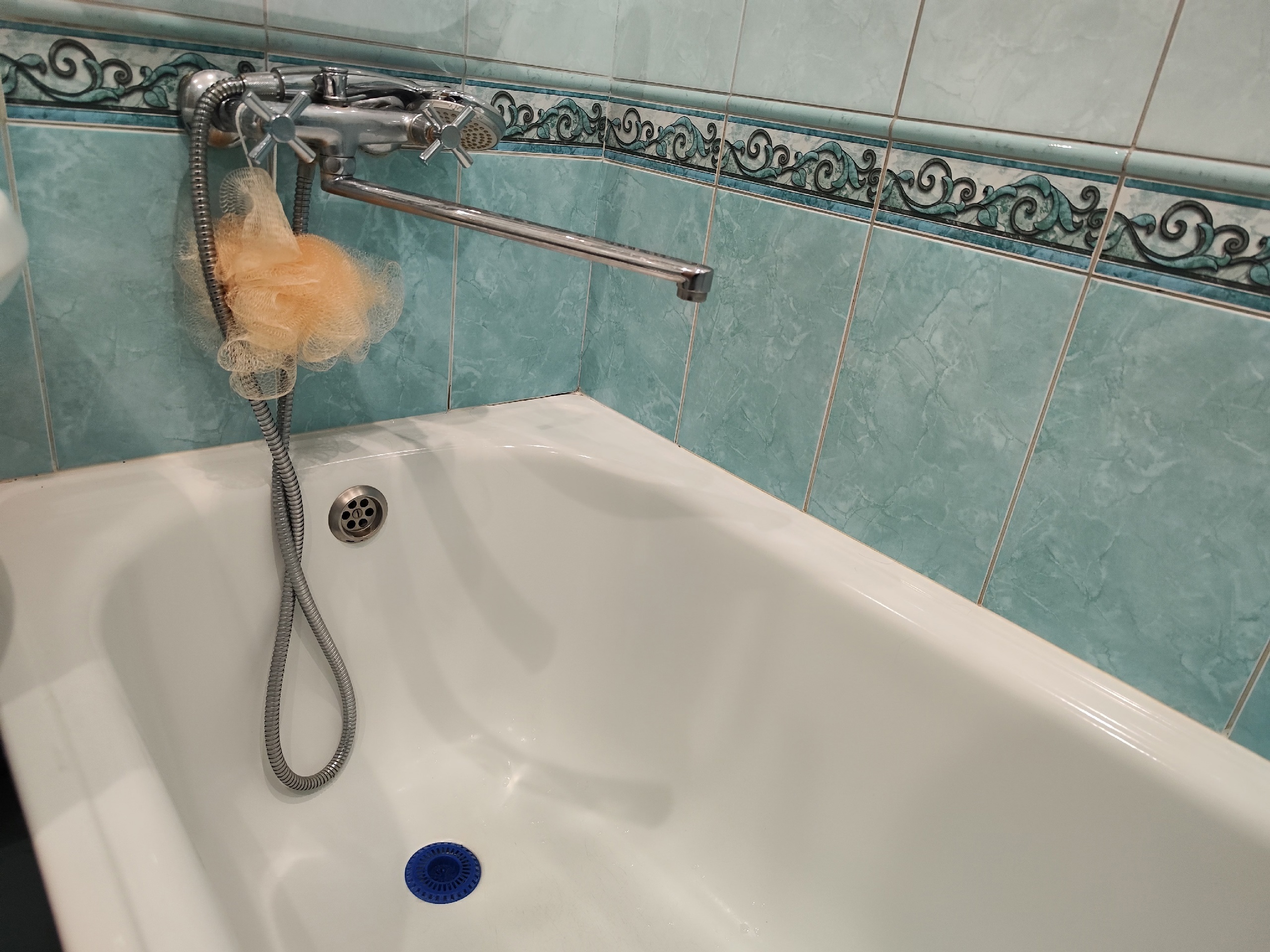 Ванна сияет белизной и месяц не пачкается: сок 1 фрукта и даже швы будут чистые