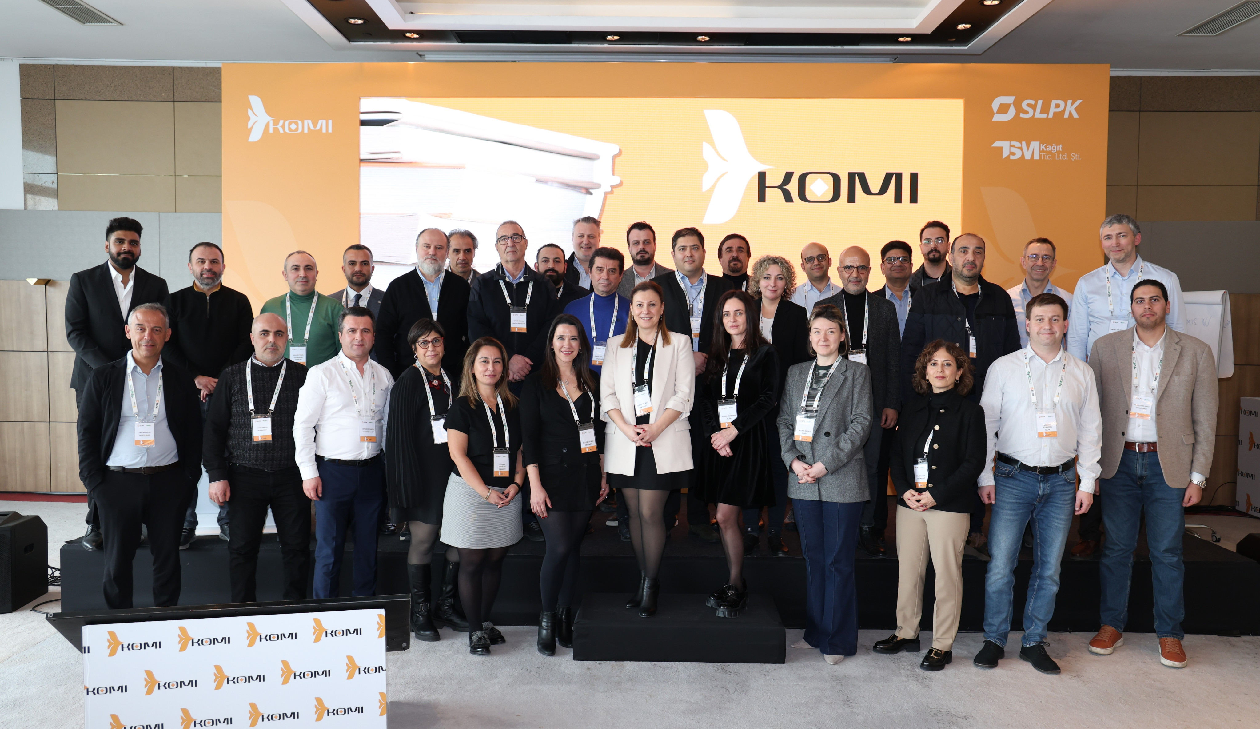 KomiStory завоевывает доверие международных клиентов