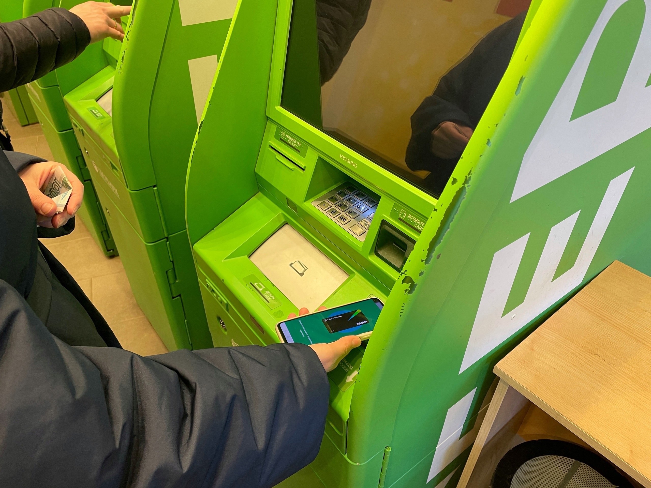 Пенсионеры получили пенсии за март и опешили