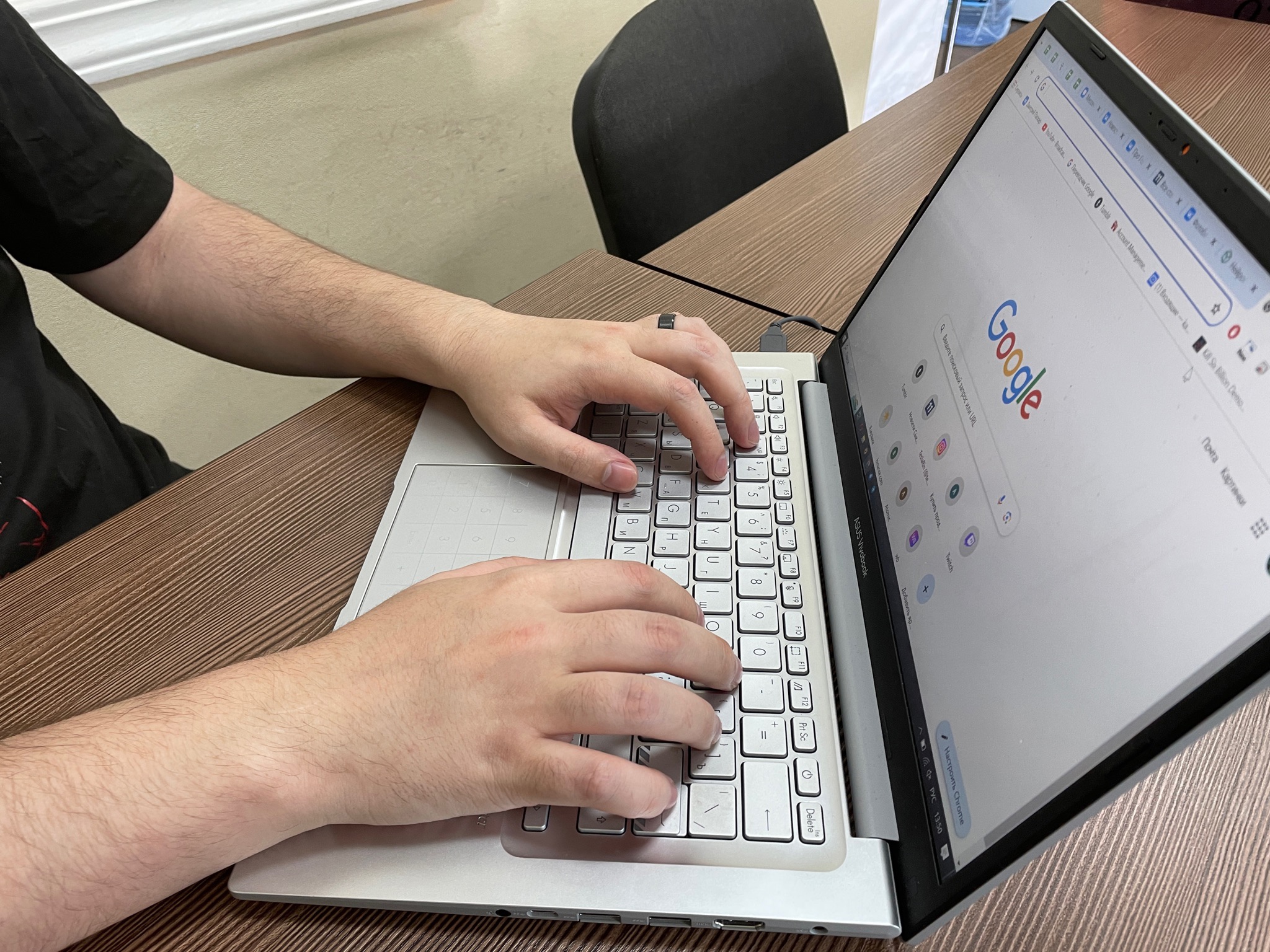 “Удаленка” и переработки: как гибридный график влияет на сыктывкарских офисных сотрудников